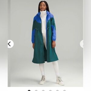 Lululemon Evergreen Full-Zip Long Jacket in Green Jasper/Wild Indigo- Ladies 10